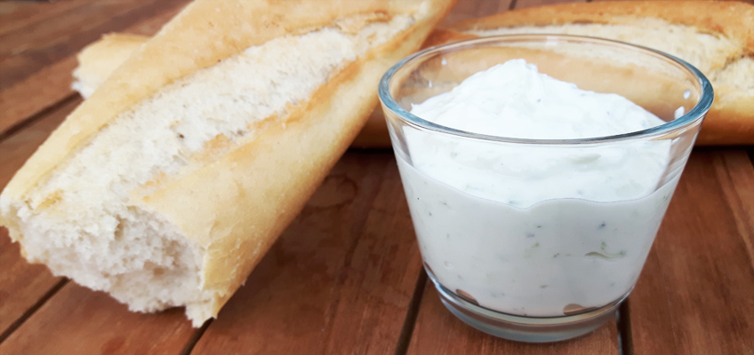 selbstgemachtem Tzatziki