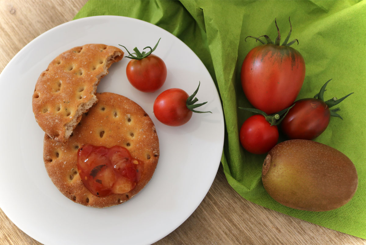 Tomatenmarmelade mit Kiwi und Chili
