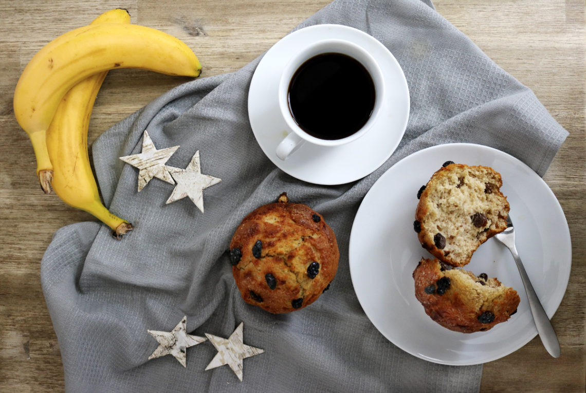 Bananenbrot mit Zimt und Rumrosinen