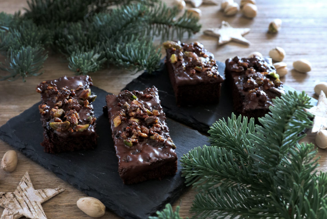 Schnelle Lebkuchen mit Pistazien-Salz-Karamell